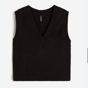 H&M Divided Cropped Black Knit Sweater Vest